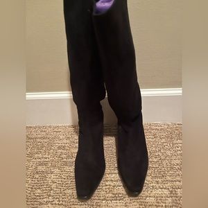 Vaneli suede boots. Excellent condition. 8 1/2.